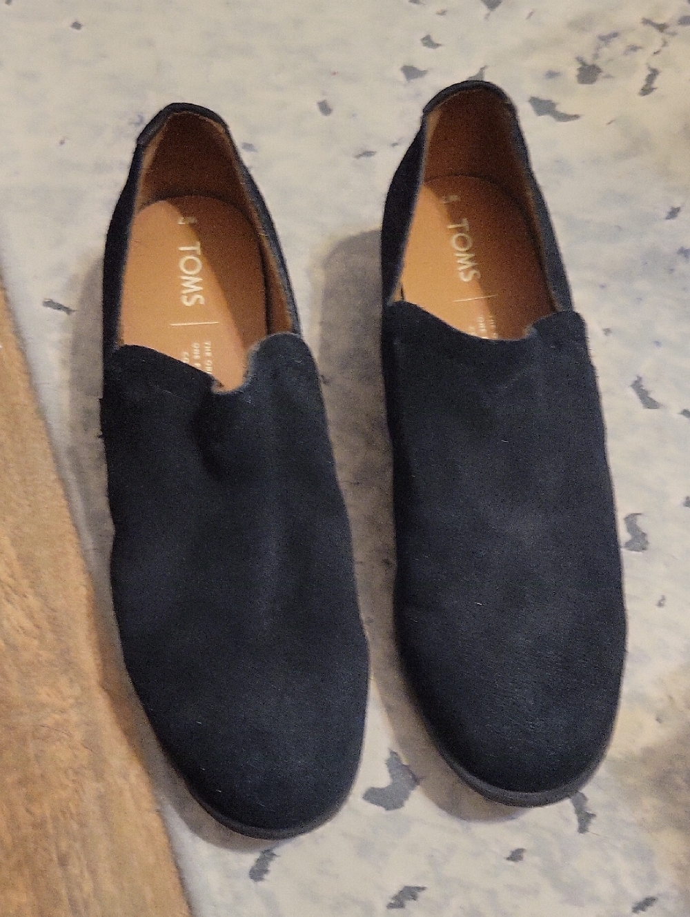 Toms Women's Shaye Black Suede Slip-On Booties